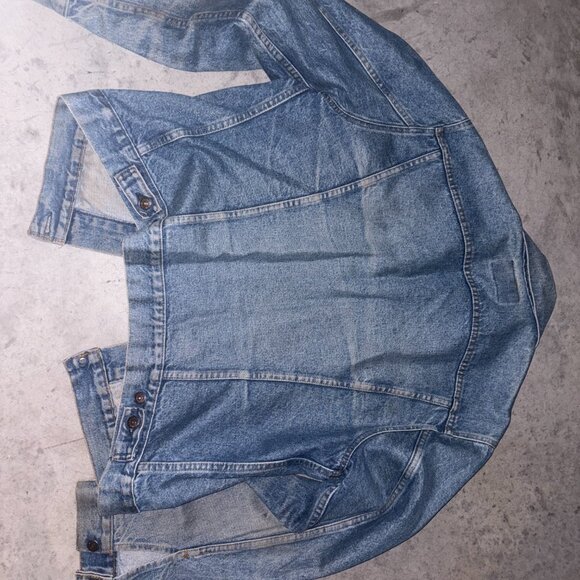 Vintage Levi's Jean Jacket Sz 44 - Picture 3 of 8